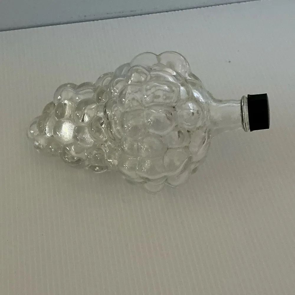 Clear Glass Bottle Grape Bunch Shaped Wine Decanter 6.5" Cluster Vintage Decor